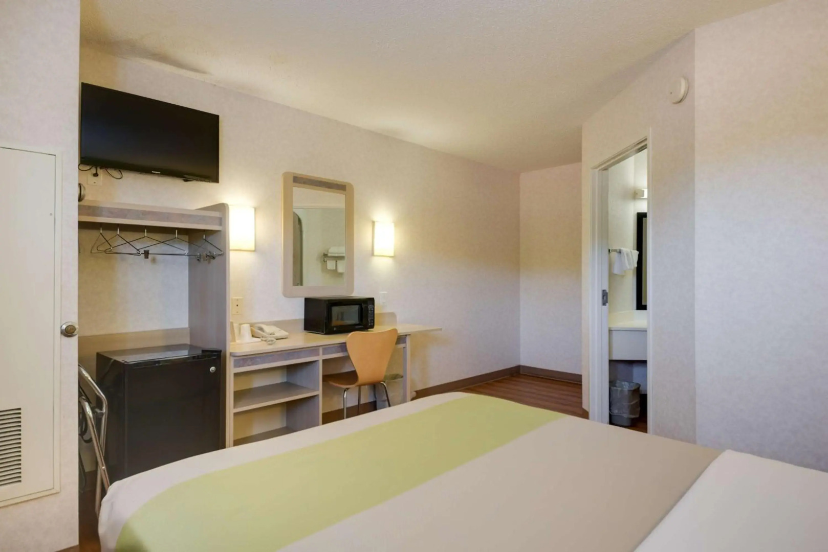 Motel 6 Statesville, NC