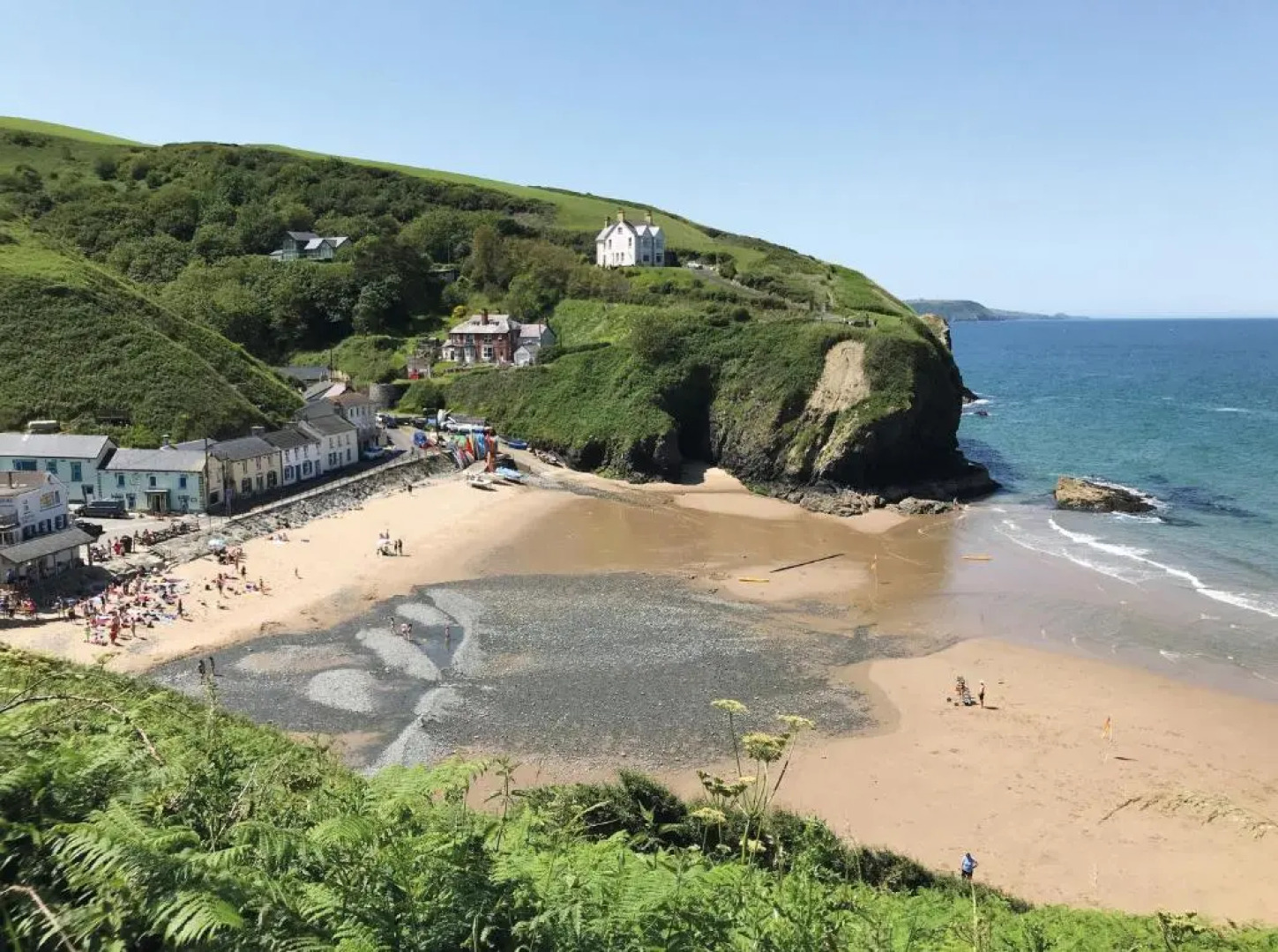 Maesyfelin Isaf Apartment