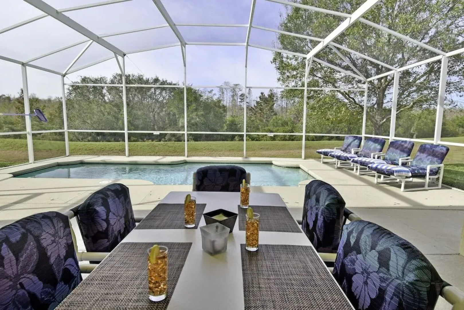 513BIRK Southern Comfort 4 Br villa by RedAwning