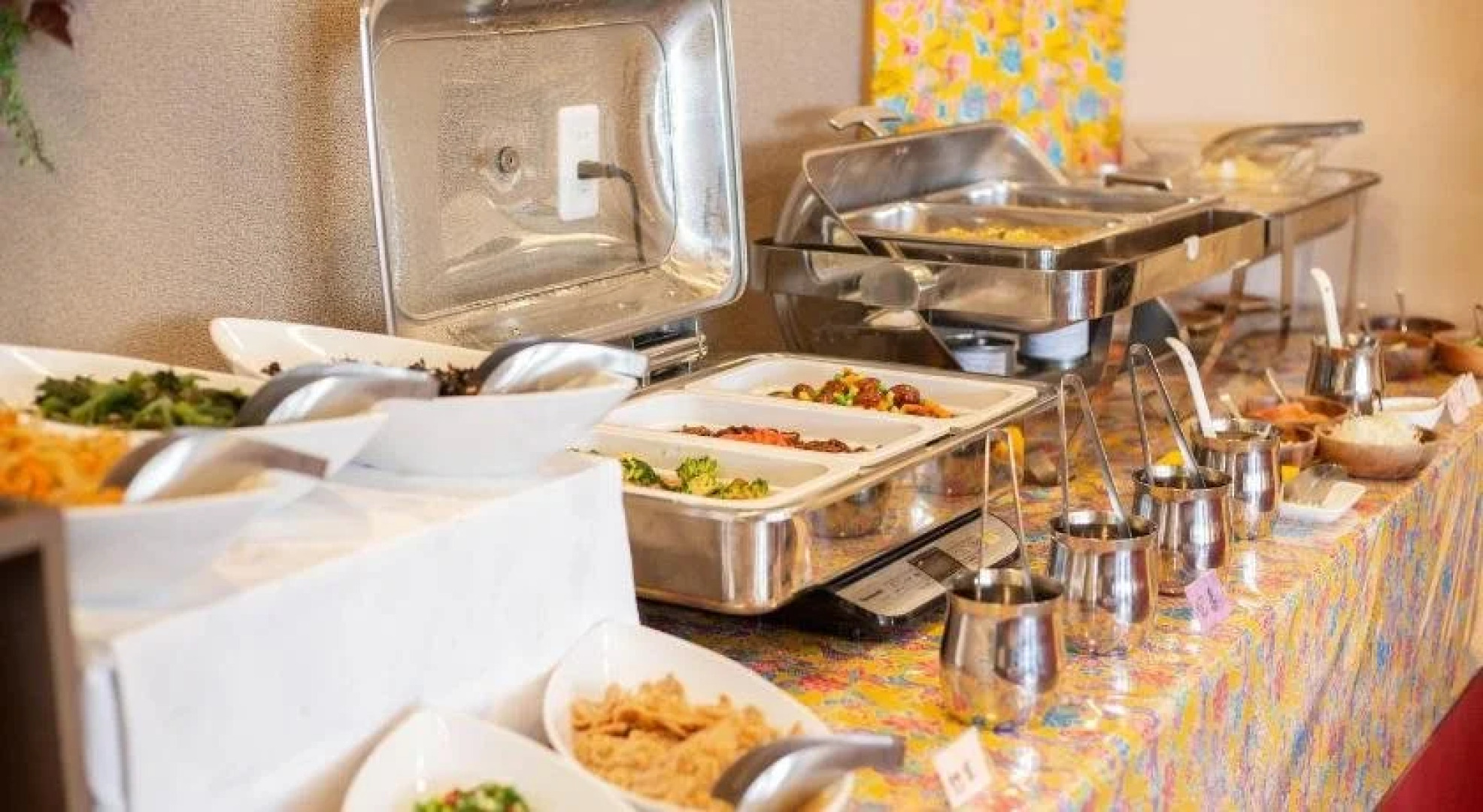 Ginowan Crystal Hotel