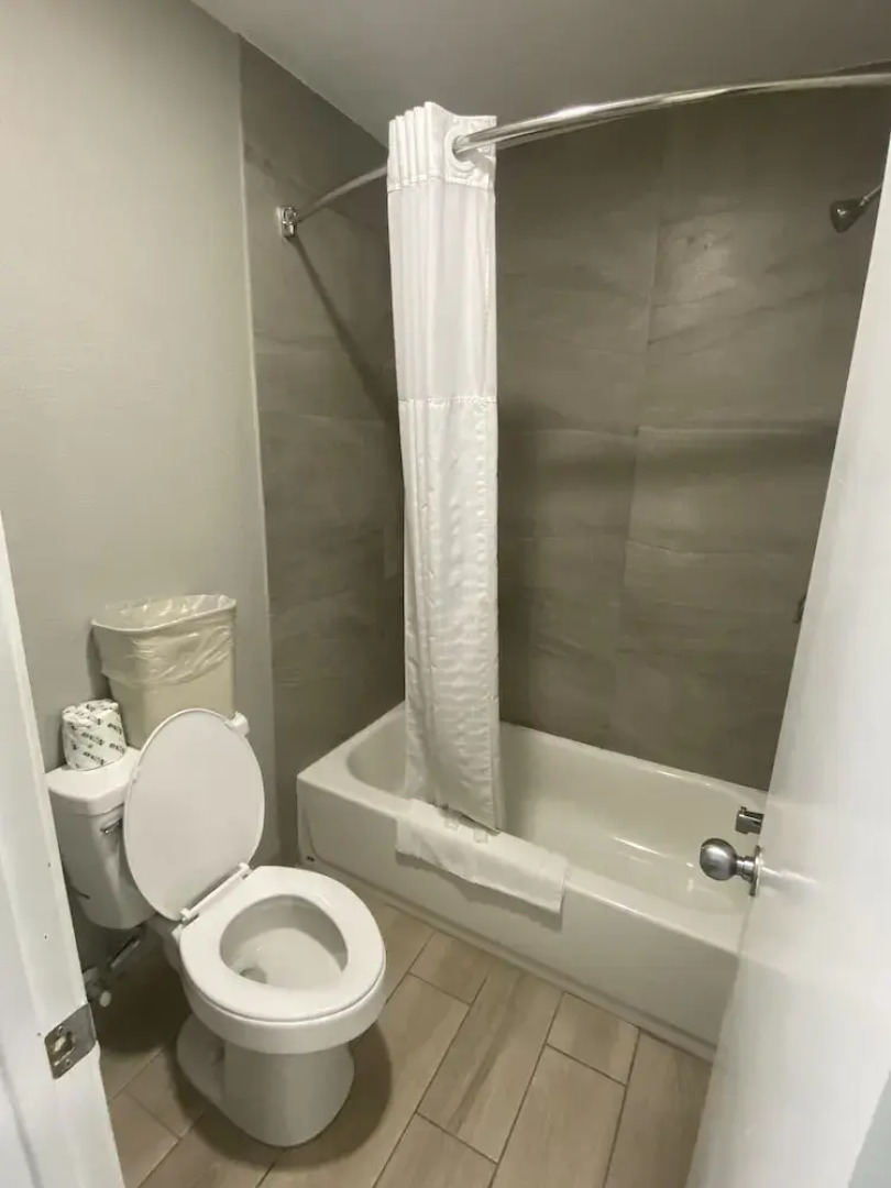 Falcon Executive Inn