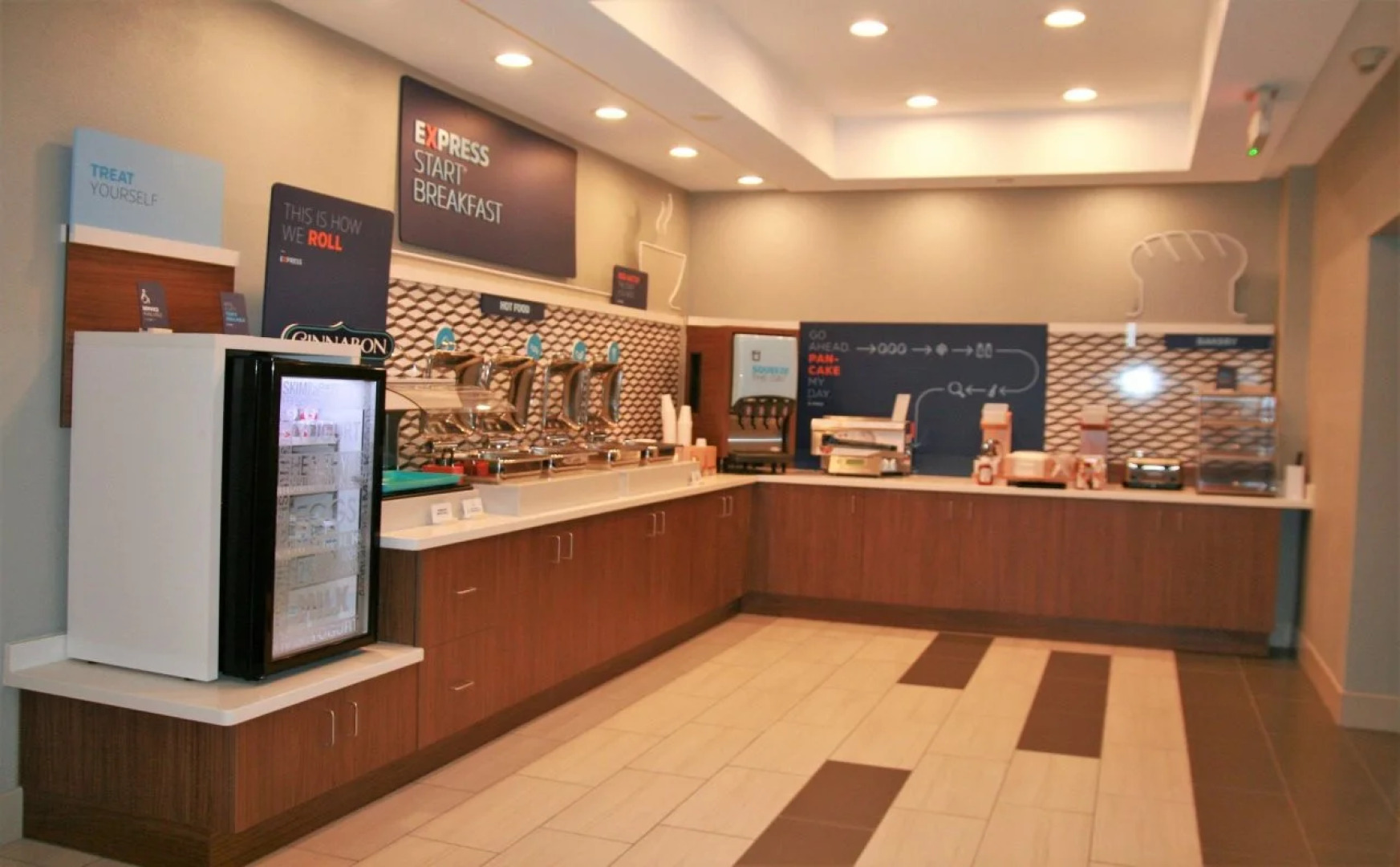 Holiday Inn Express Hotel & Suites Tampa-Anderson Rd/Veteran by IHG