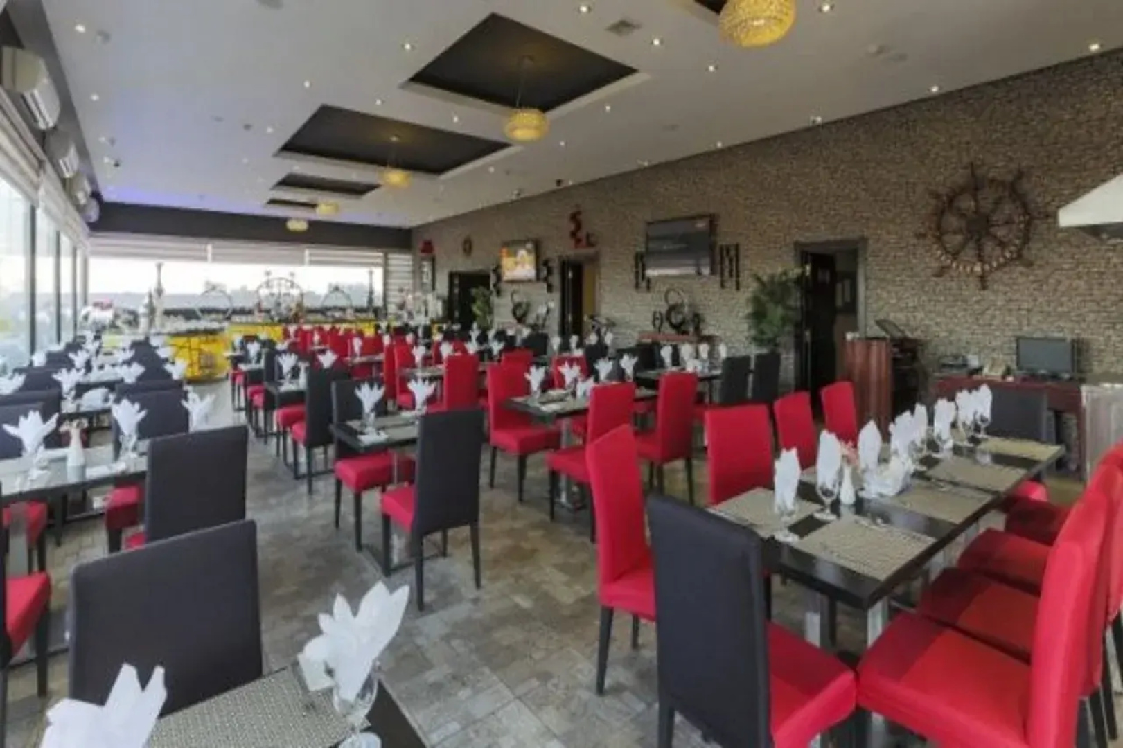 Kanon Hotel Suites