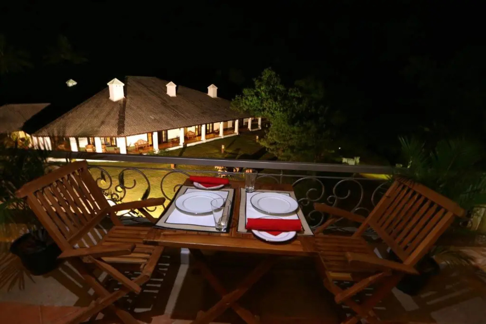 Parisons Plantation Experiences by Abad