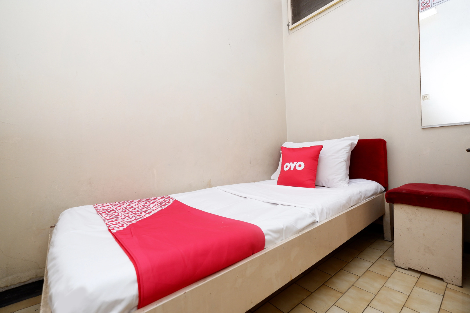 OYO 1843 Cahya Nirwana