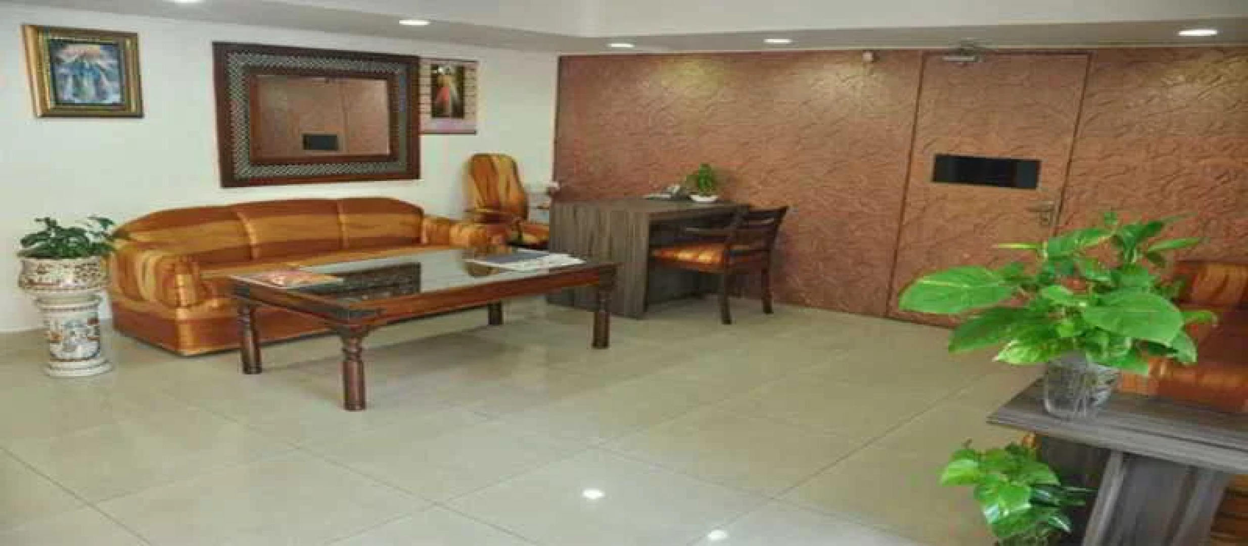 Samraj Hotel