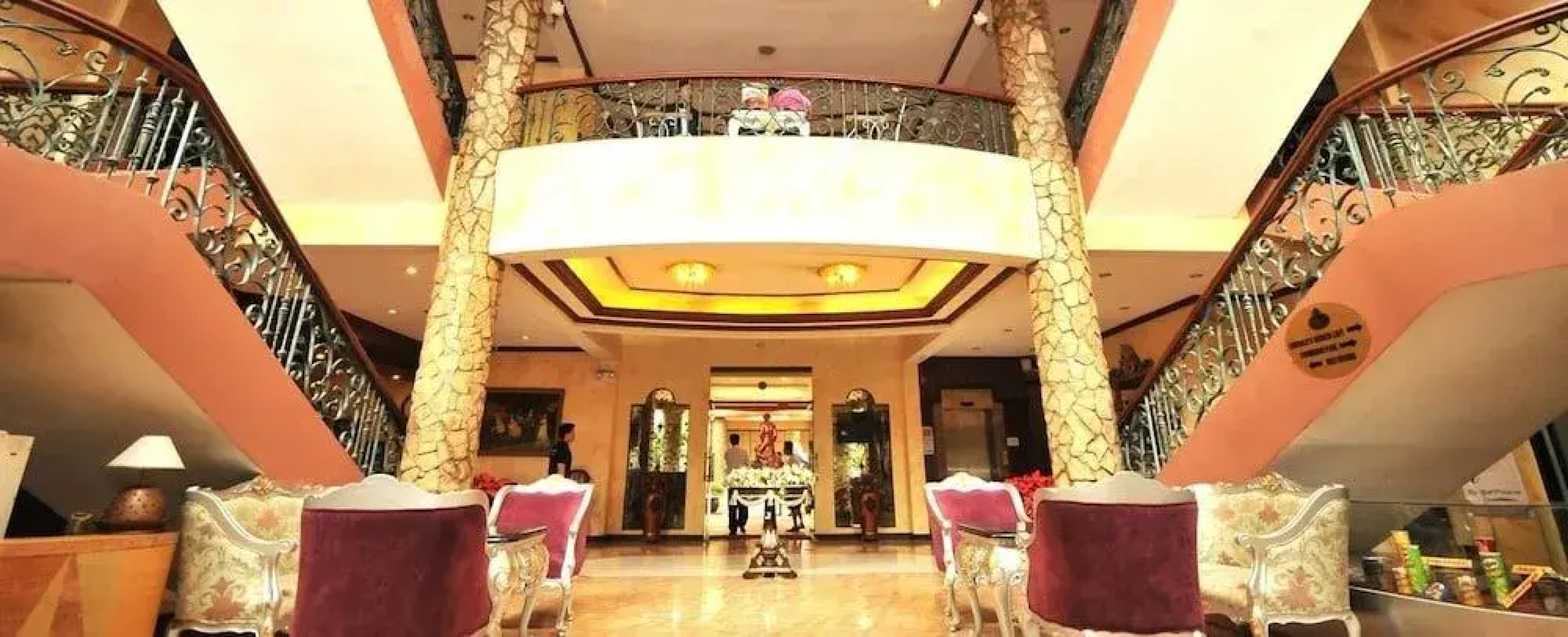 Queen Margarette Hotel - Main