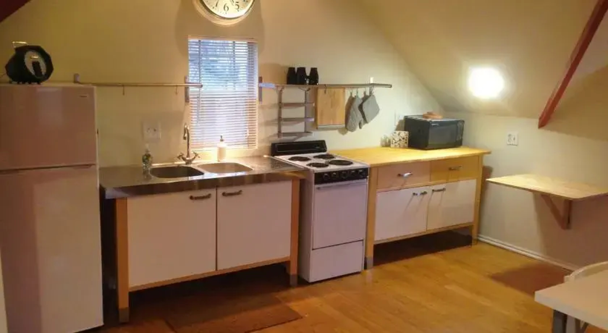 Downtown Studio in the Historic District by Wasatch Vacation Homes