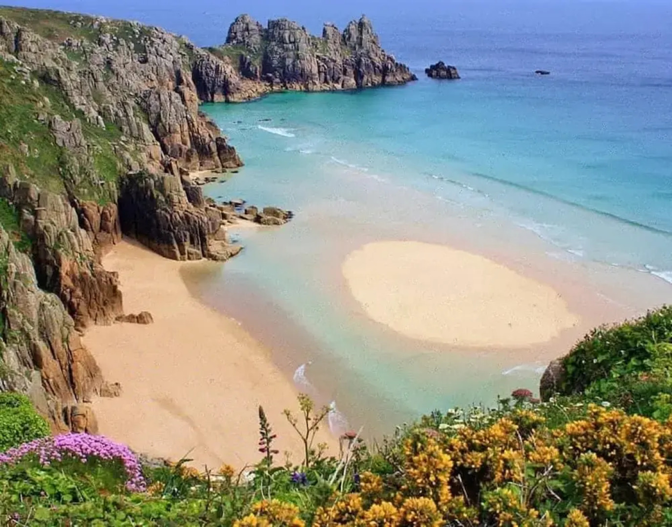 Cosy Shepherds Hut nr Kynance Cove