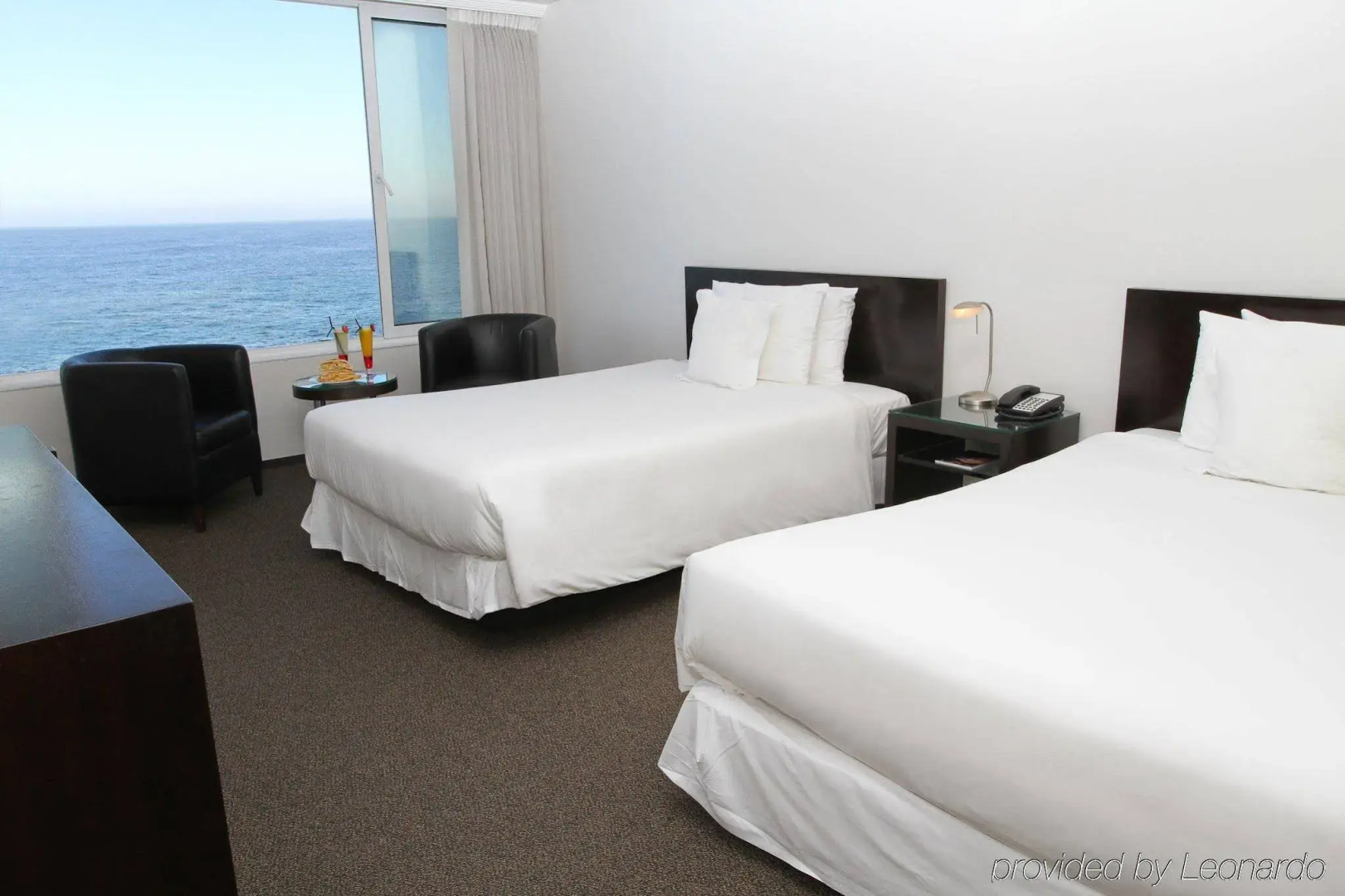 Radisson Blu Acqua Hotel & Spa Concon