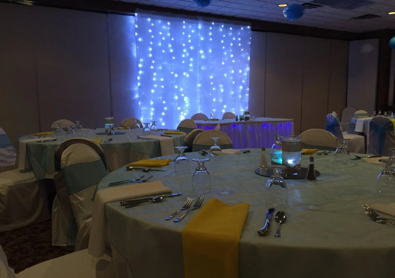 Holiday Lodge Hotel & Conference Center