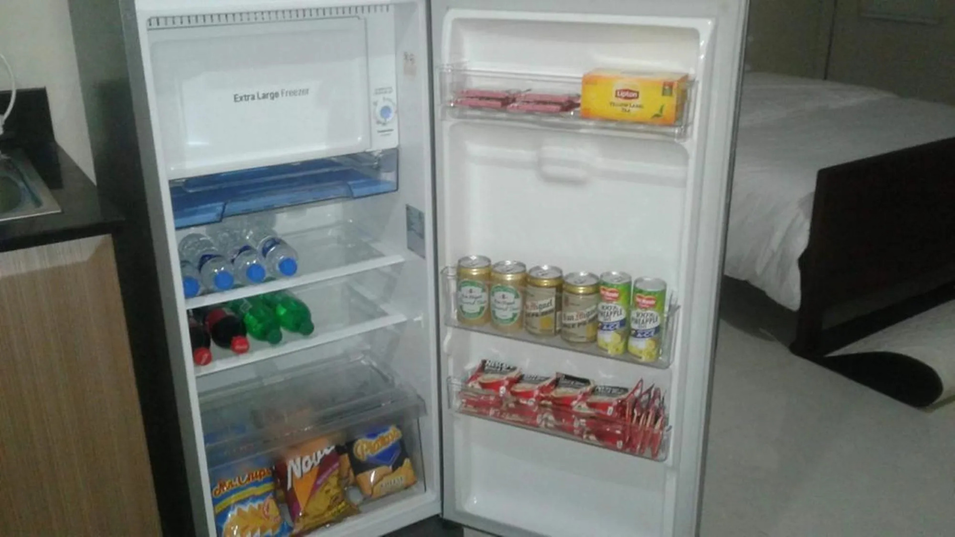 One Palm Tree Apartments