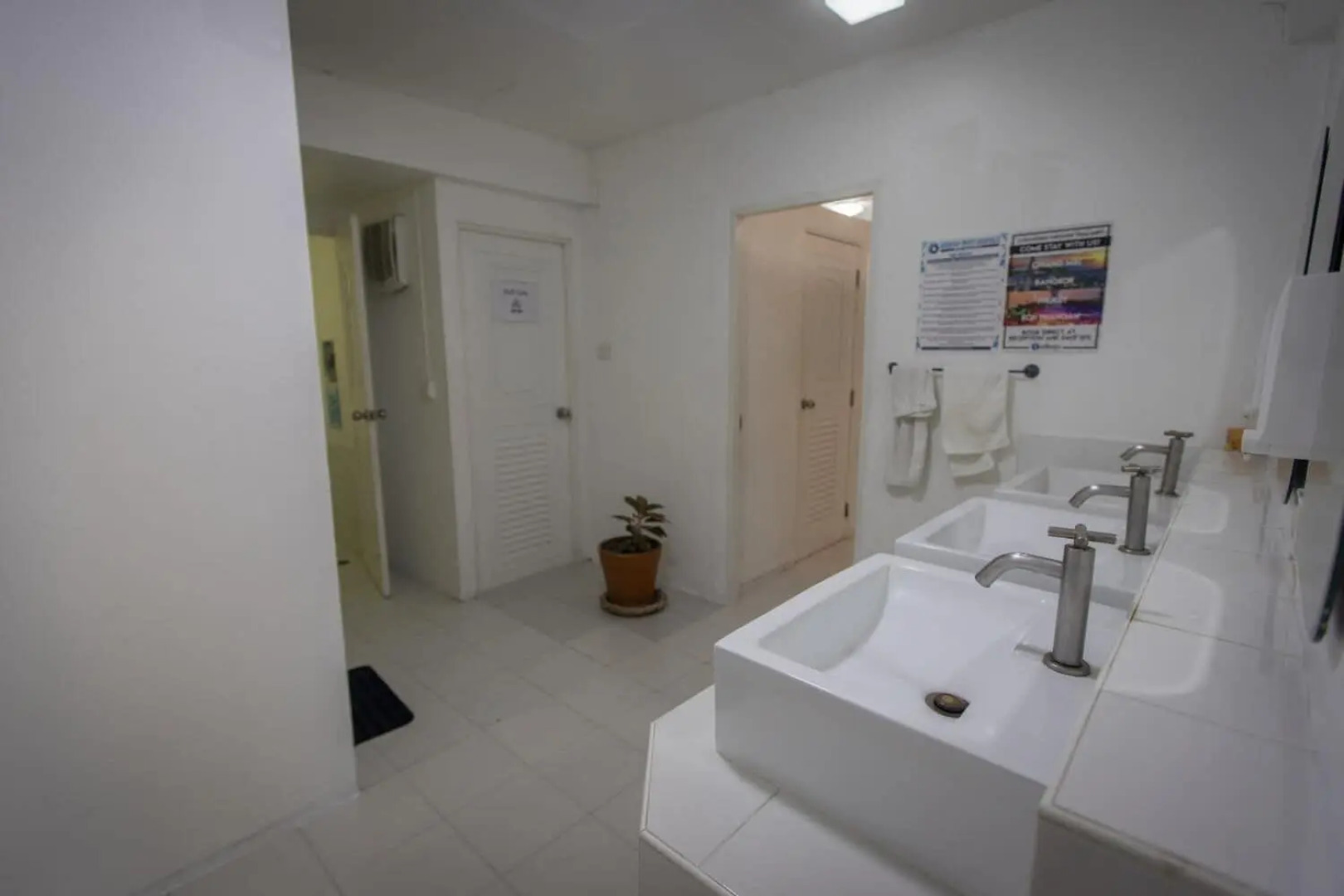 Bodega Party City Center Bangkok - Hostel