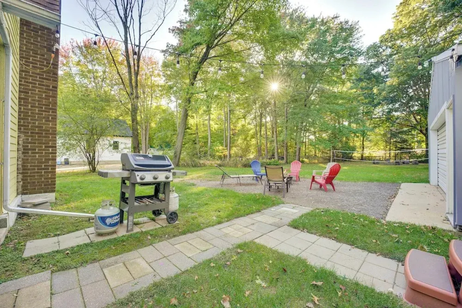 Renovated, Spacious Retreat in Union Pier!