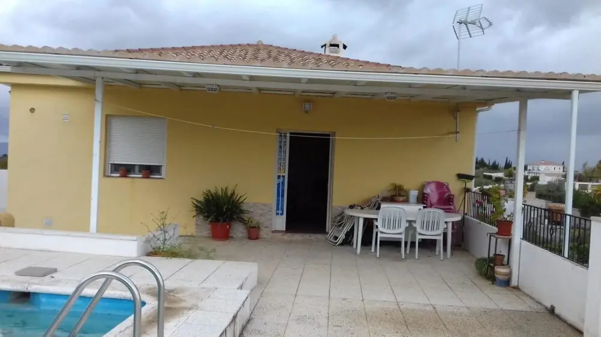 Chalet With 3 Bedrooms in Moraleda de Zafayona, With Private Pool and Enclosed Garden - 54 km From the Slopes