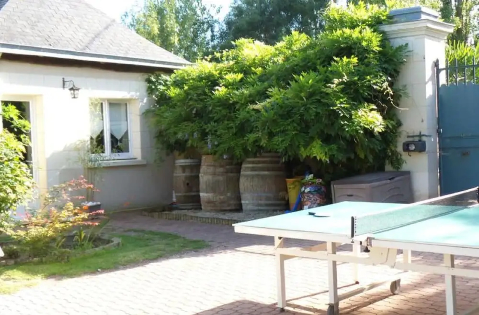 Le Clos de La Chapelle - Gîte Les Glycines