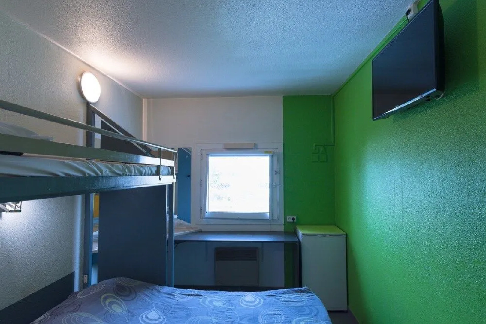 Lemon Hotel - Mery sur Oise/Cergy