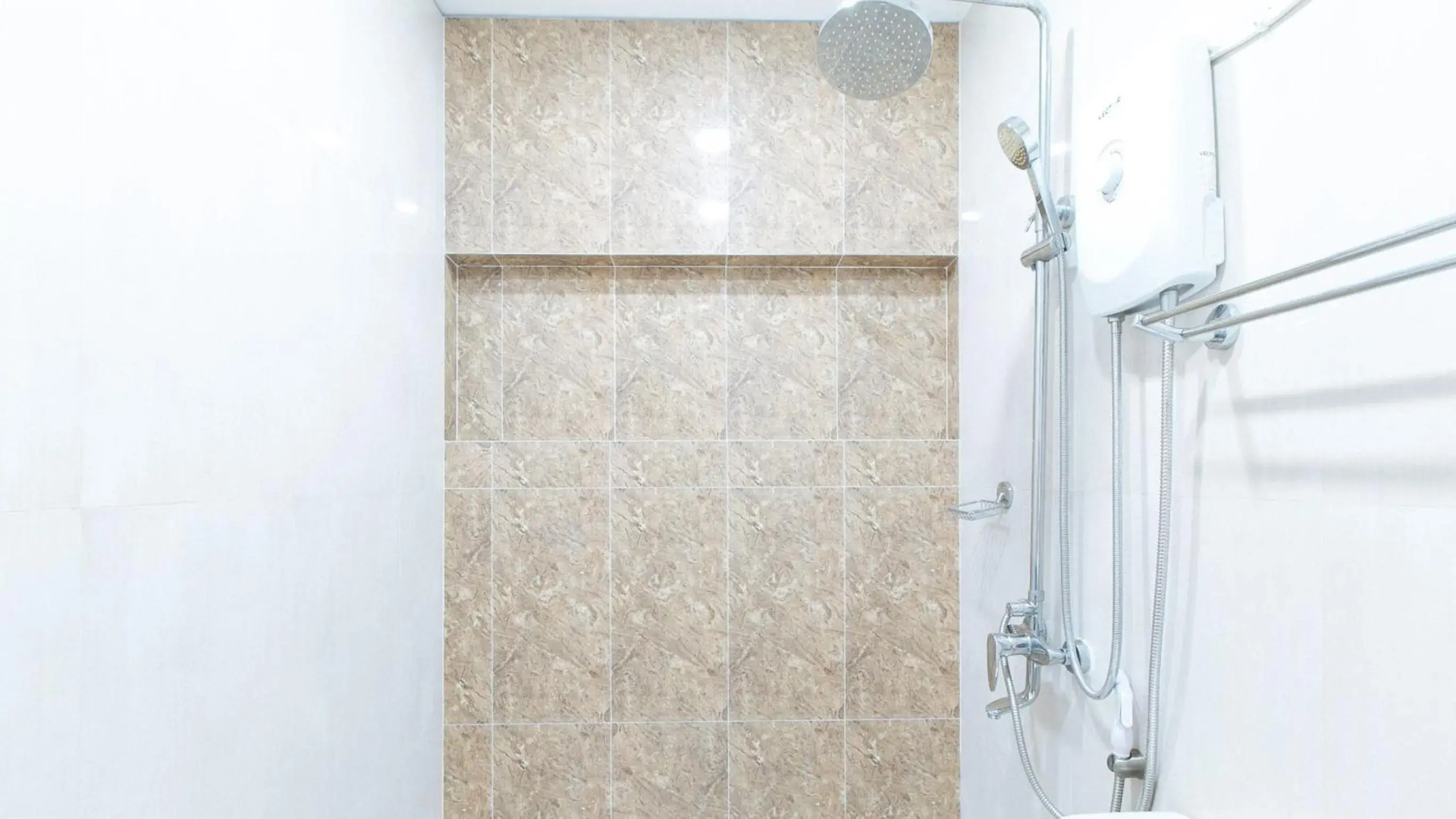 RedDoorz near NAIA Terminal 1