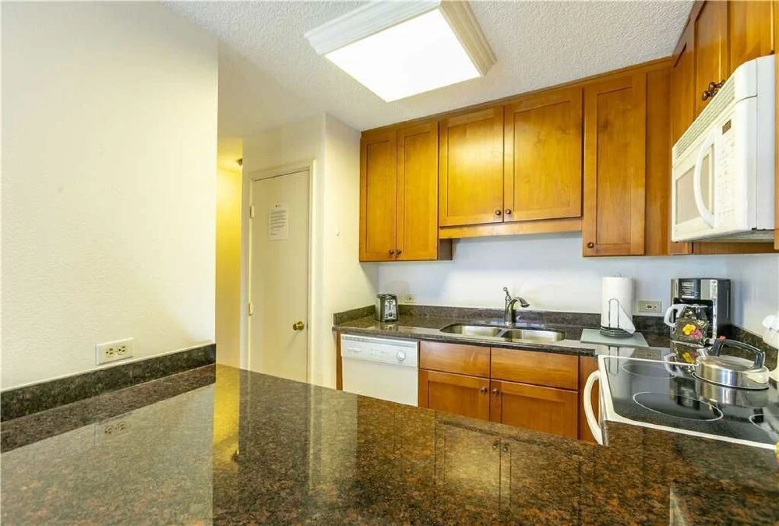 Kamaole Sands 07-206 - 1 Br Condo
