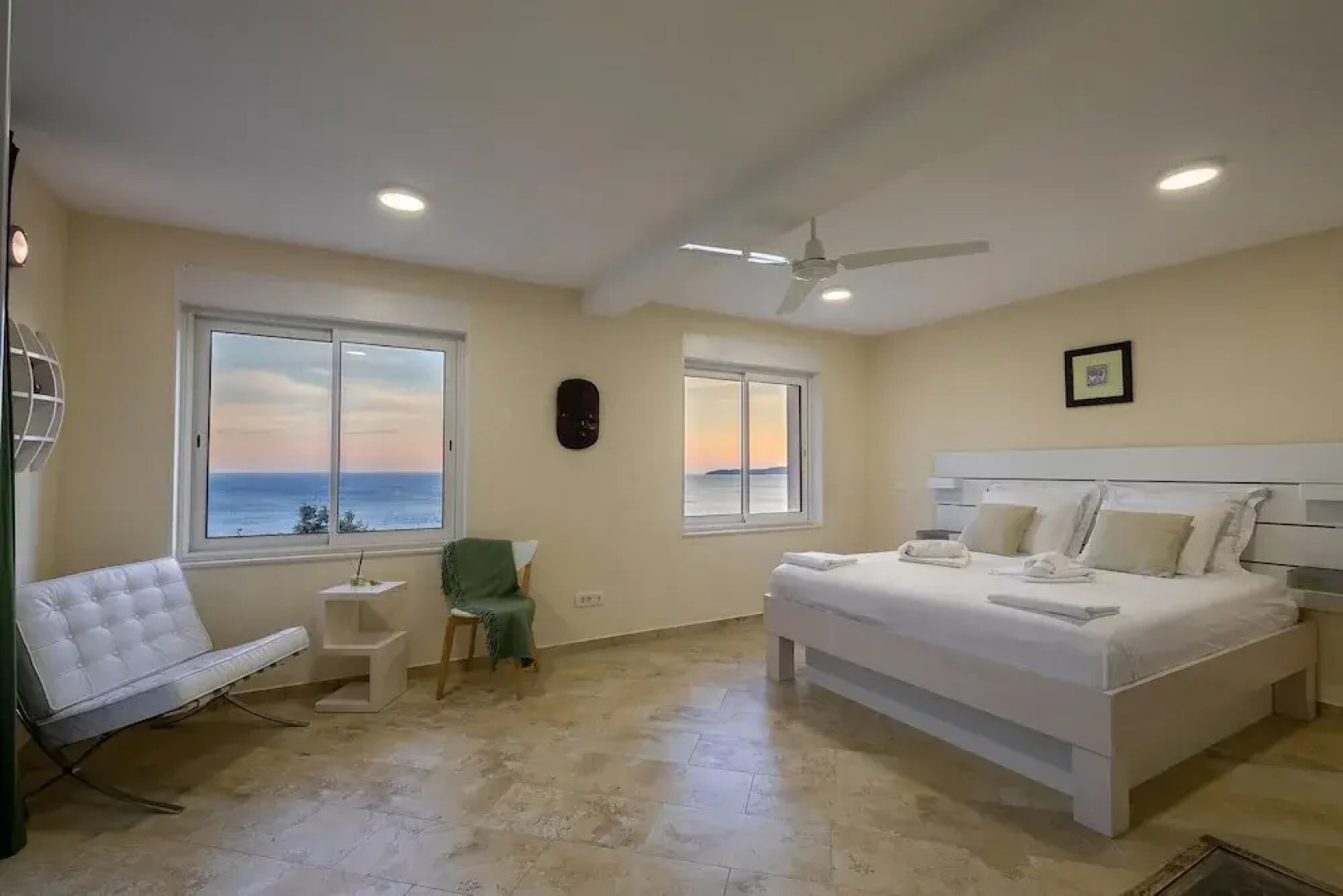 Stone Houses Dingač