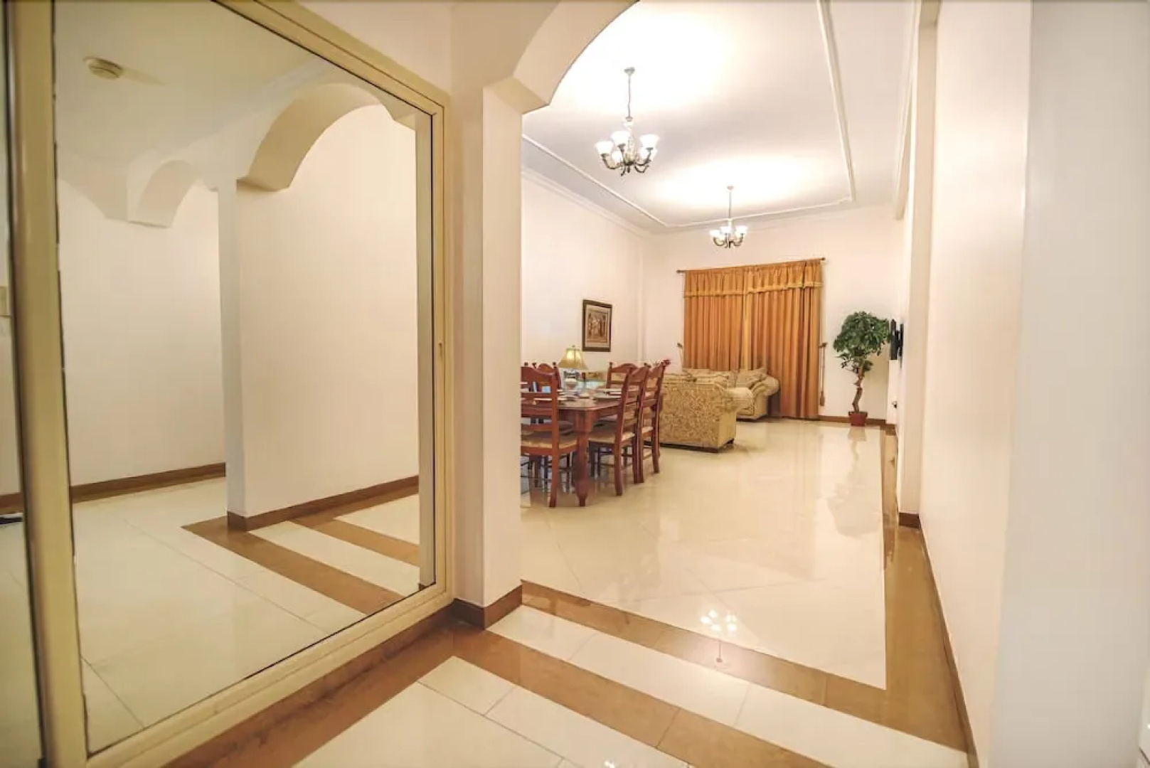 Ramee Suites 2 Apartment