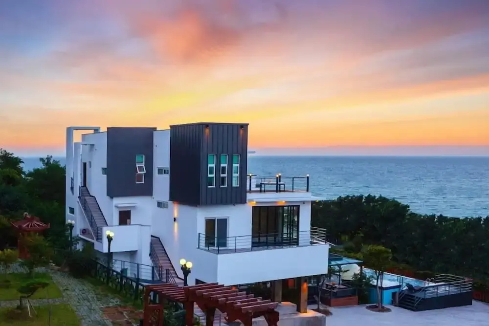 Poolvilla 1night 2day