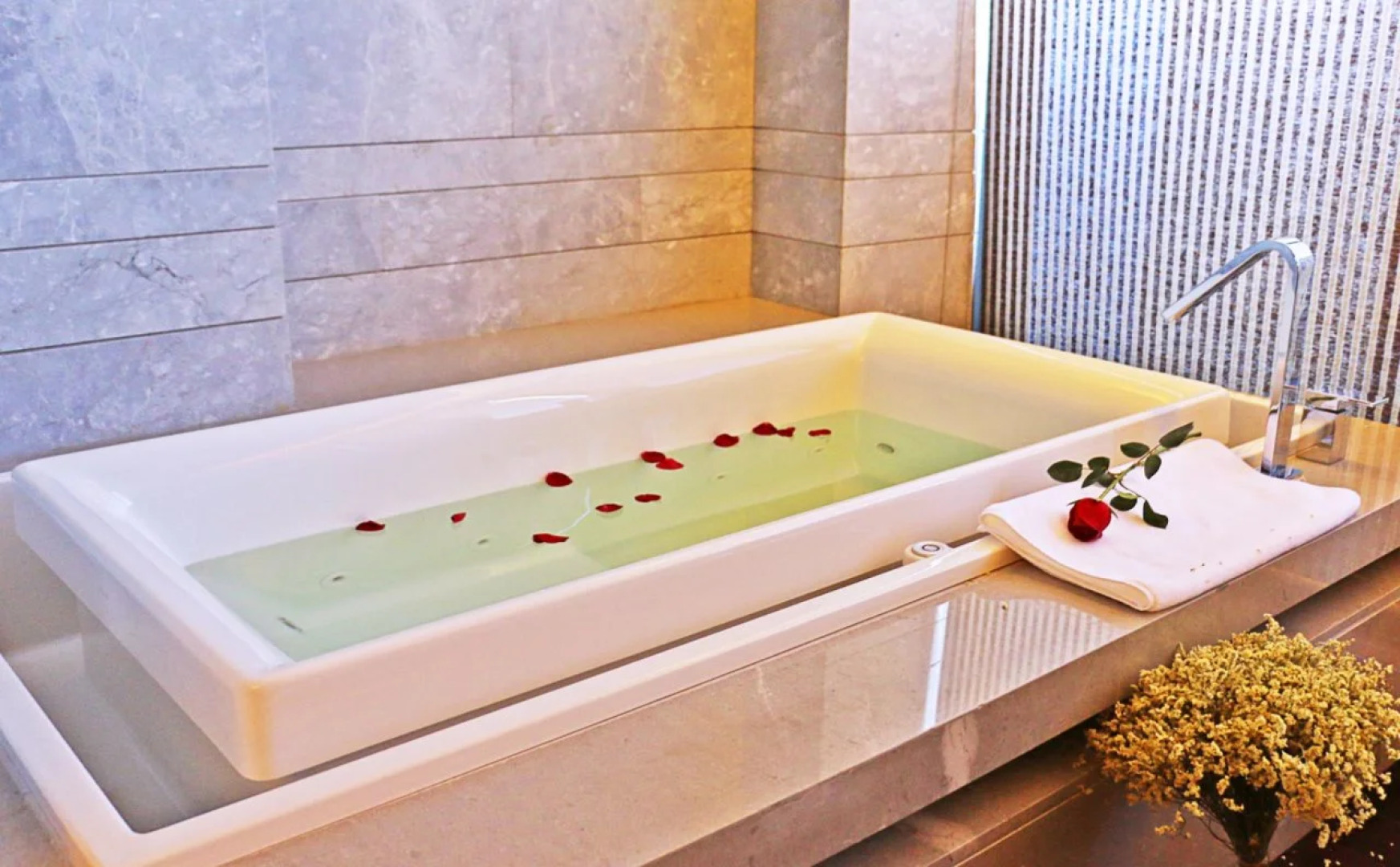 Hilton Dali Resort & Spa