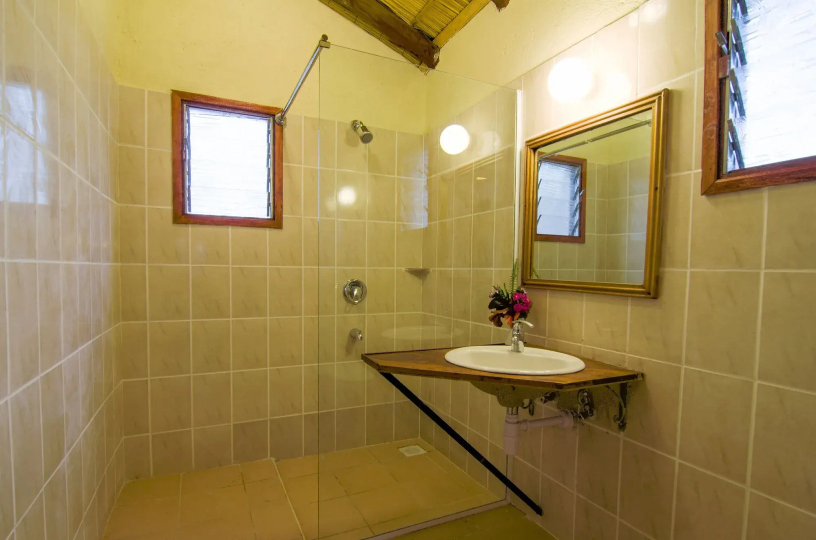 Sentrim Mara Game Lodge