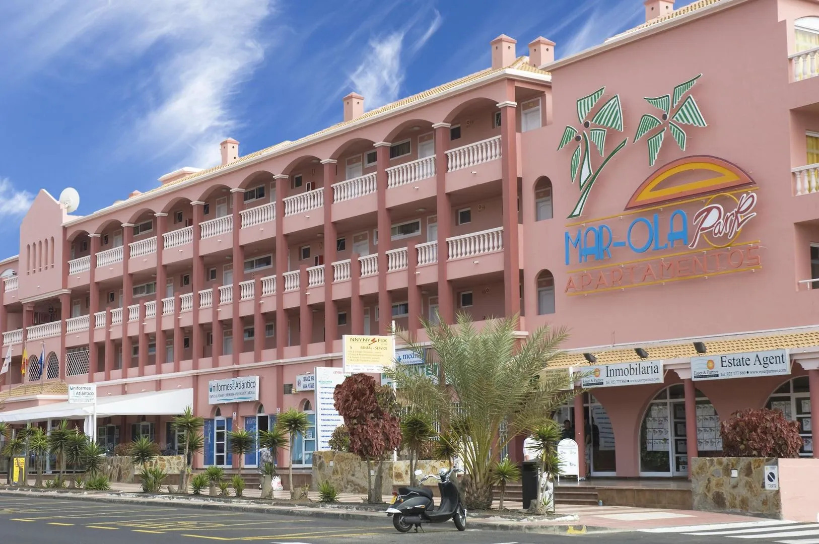 Apartamentos Marola Park