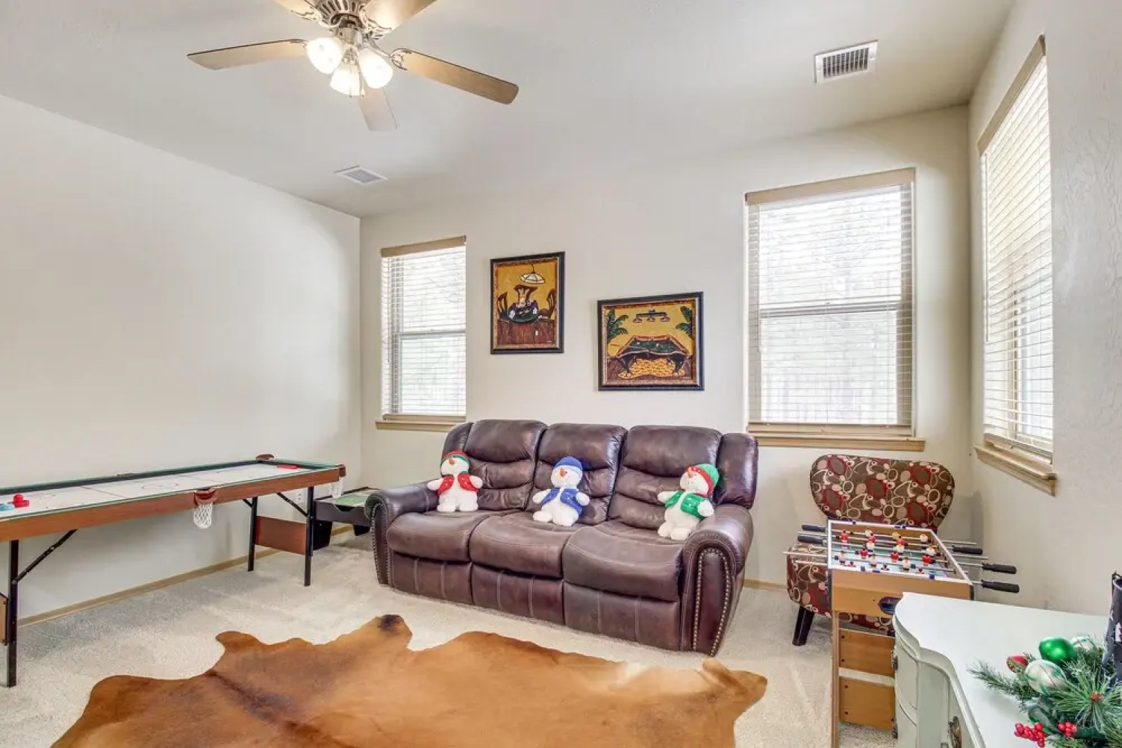 Cozy Show Low Cabin w/ Golfing & Paved Hiking!