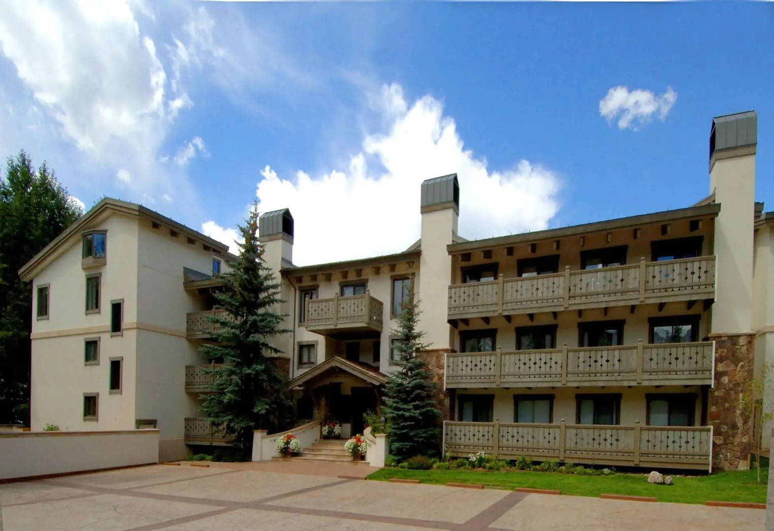 Walk To Slopes Vail And Lionshead By Berkshire Hathaway