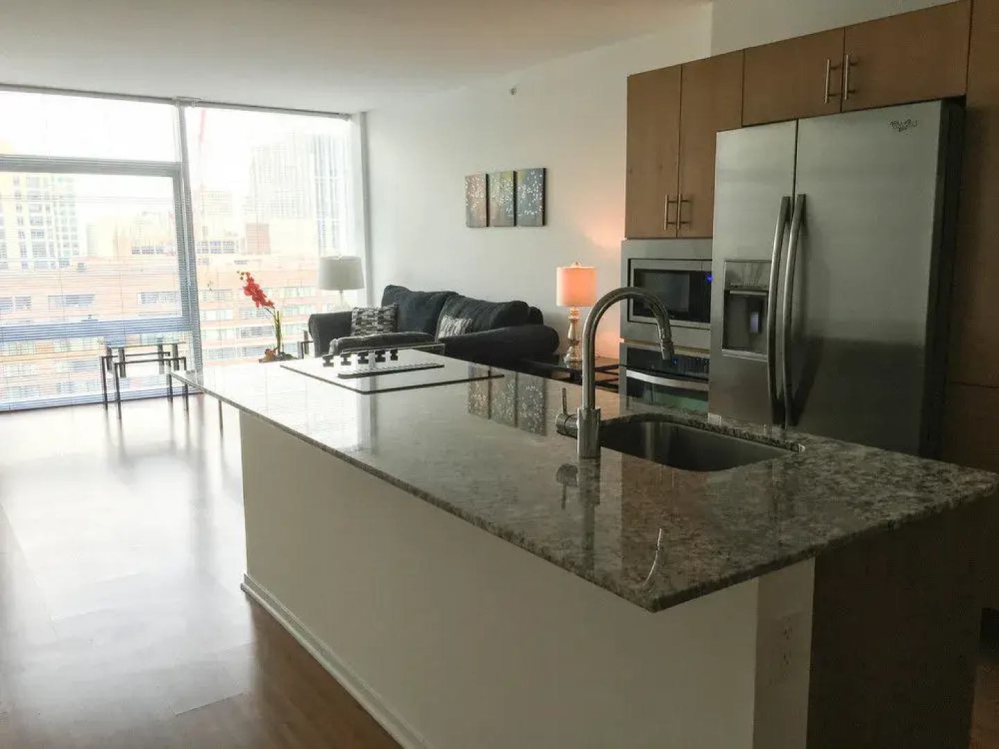 Corporate Suites in the Heart of Magnificent Mile