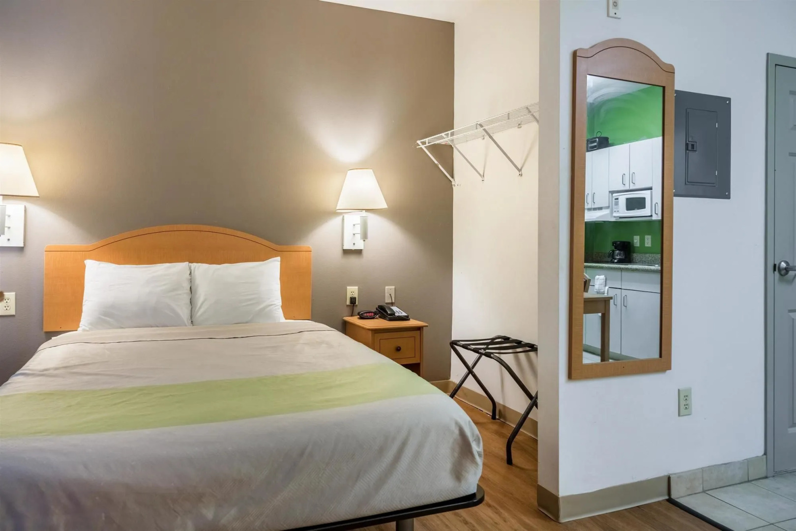 OYO Townhouse Sulphur, LA Extended Stay