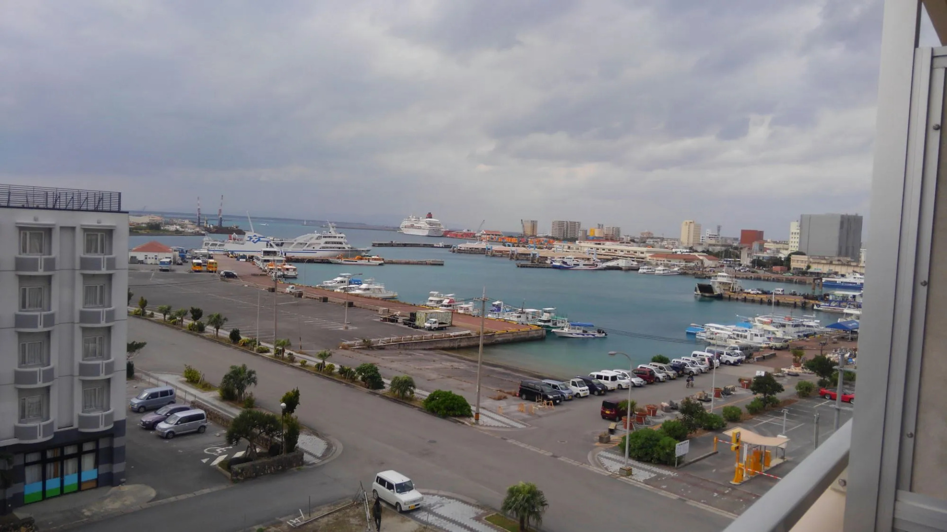 Hotel Peace Island Ishigaki in Yashima