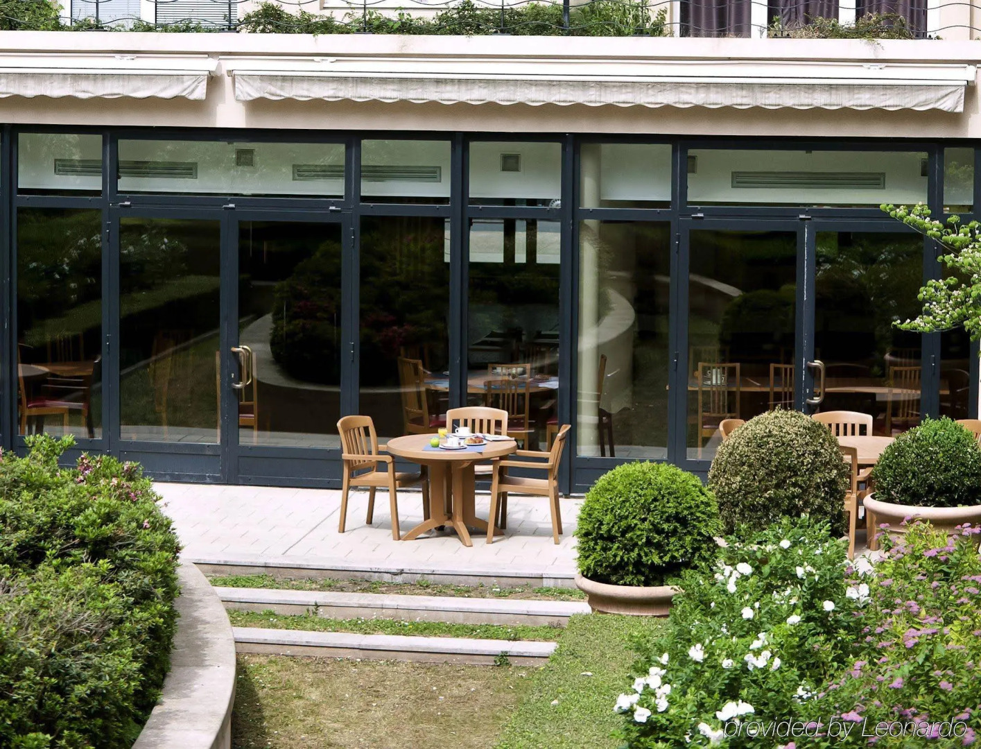 Aparthotel Adagio Porte de Versailles