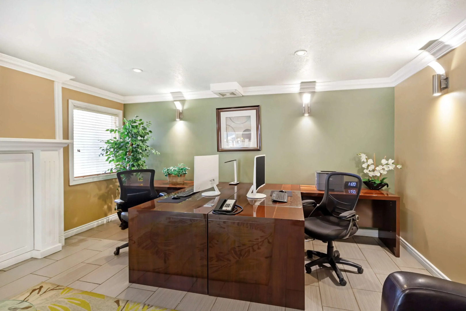 Best Western Plus Mirage Hotel & Resort