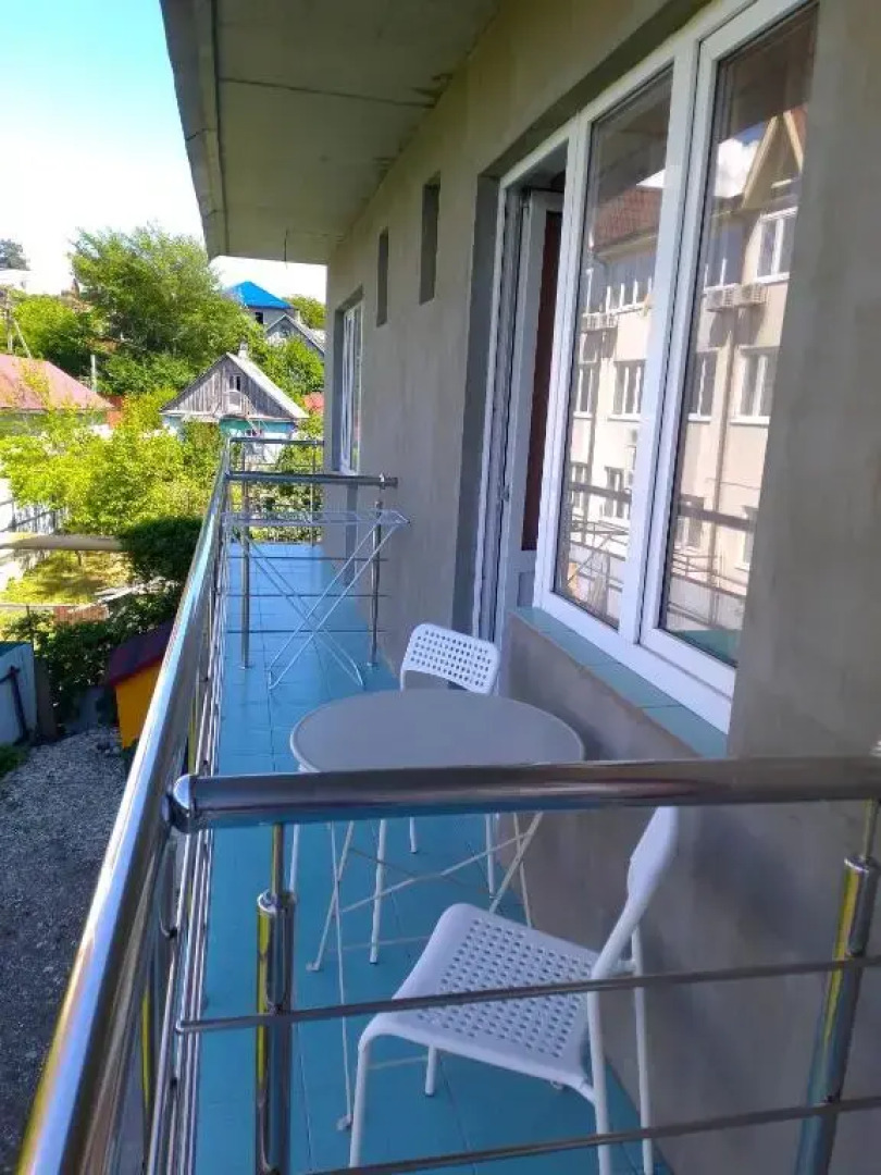 V Gostyah U Natali Guest House