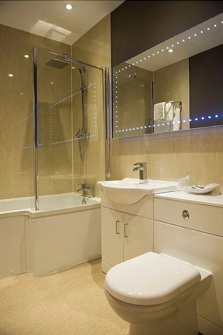 Somerton House Hotel