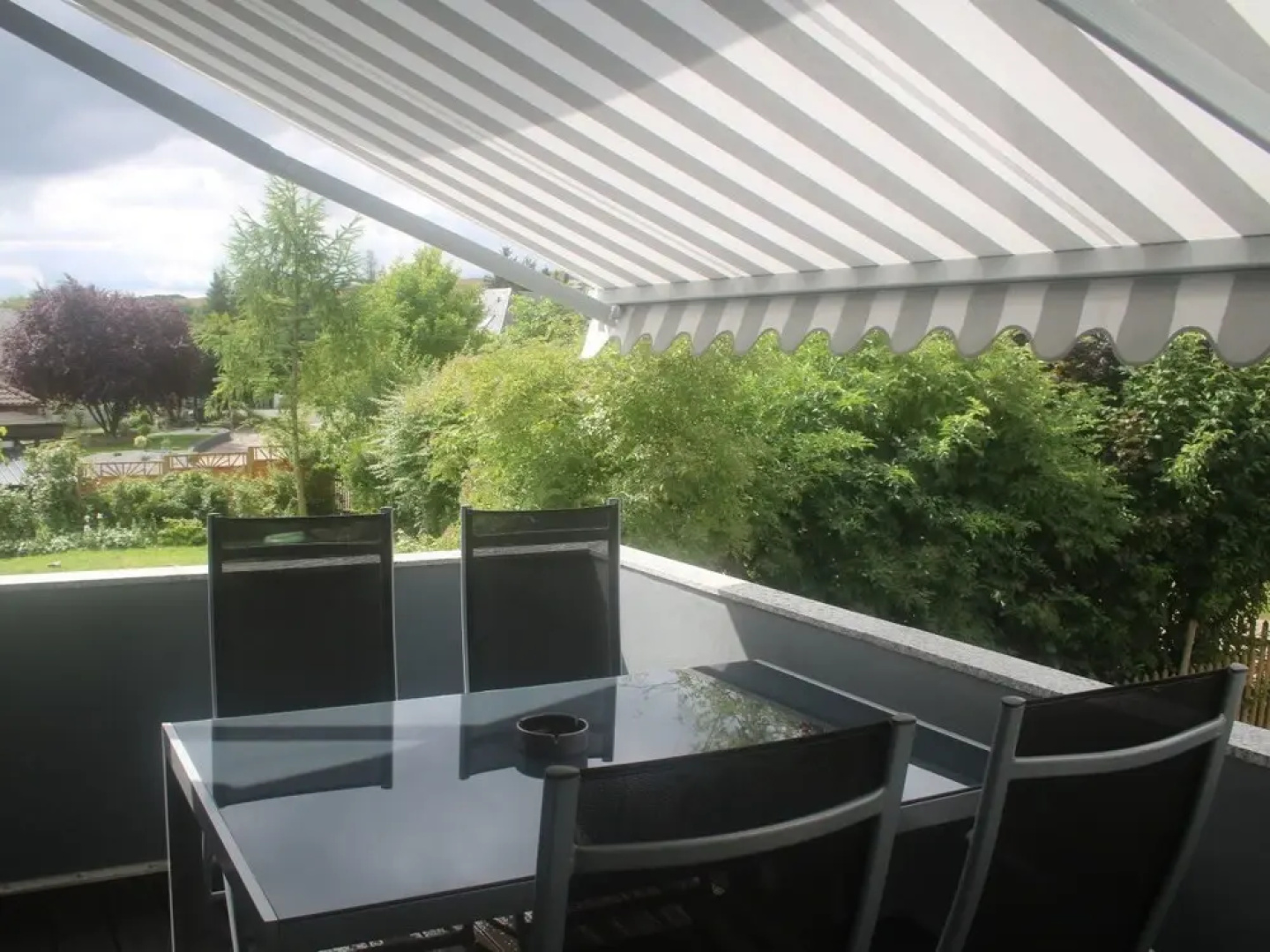 Ferienwohnung Dreiburgenblick