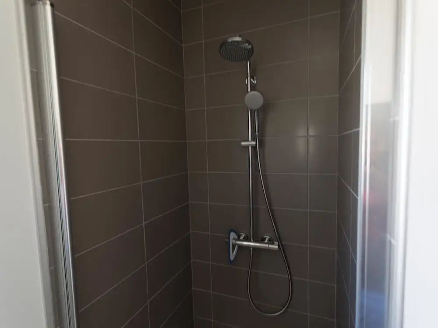 Luxurious Villa Near River in Cesseras