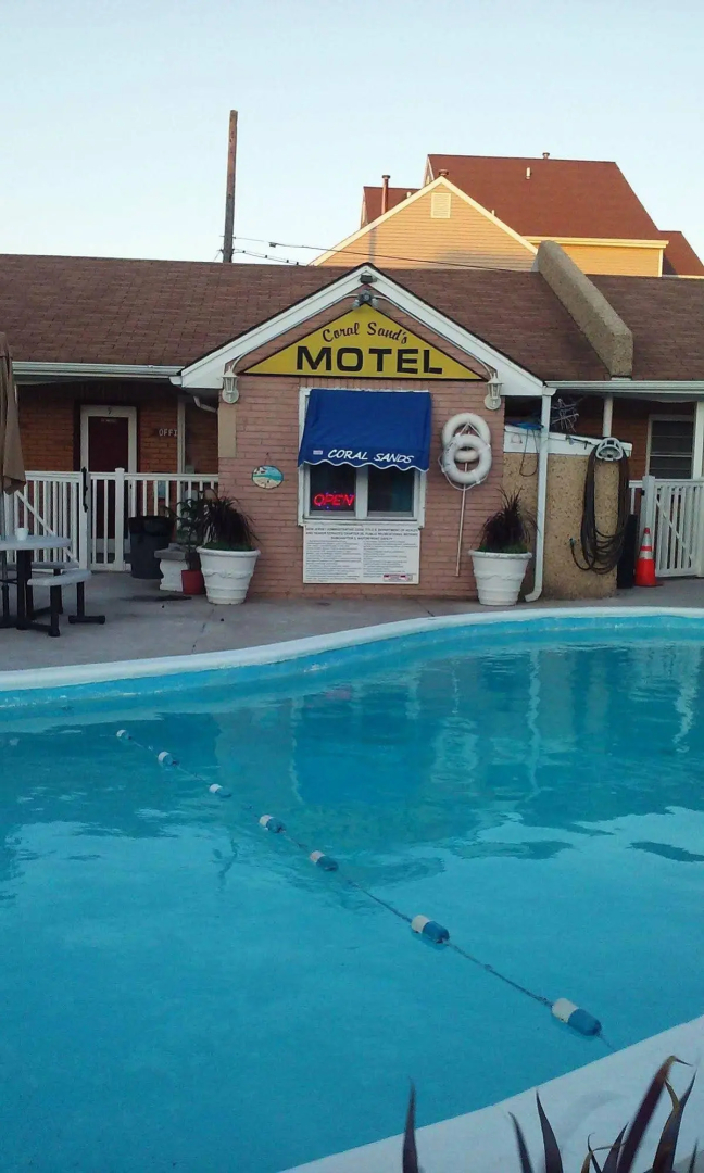 Coral Sands Motel
