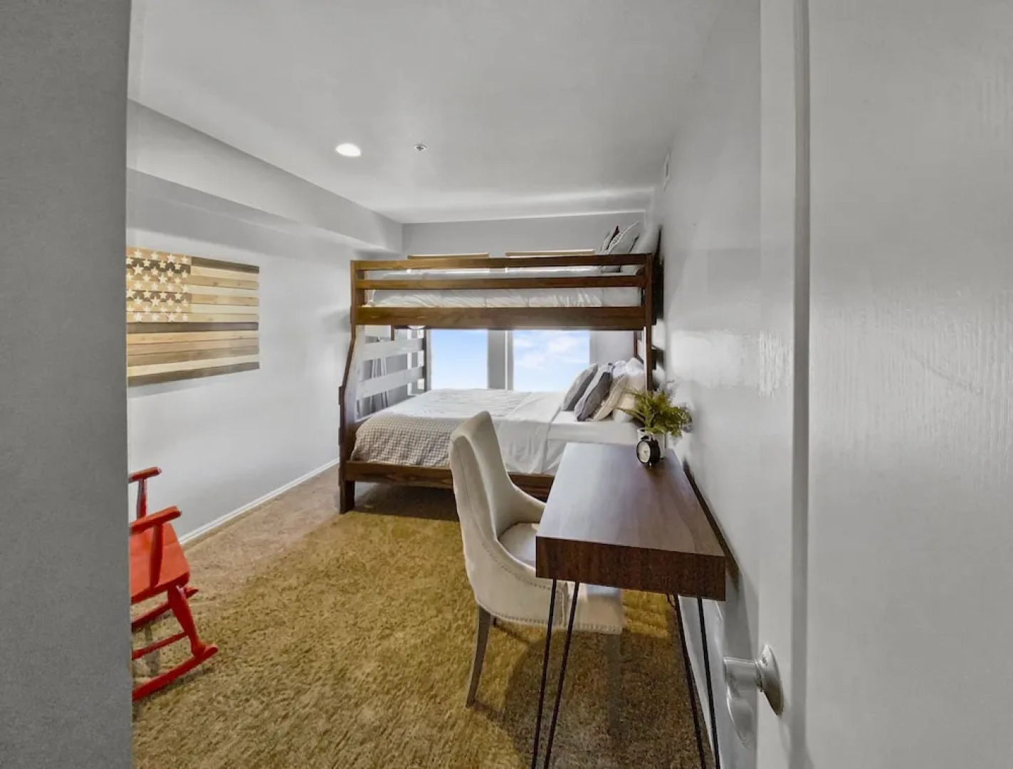 Ski 1 Mile To Deer Valley Gondola 2 Bedroom Condo by RedAwning