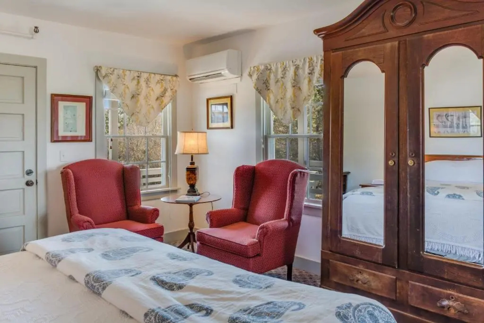 The First Colony Inn