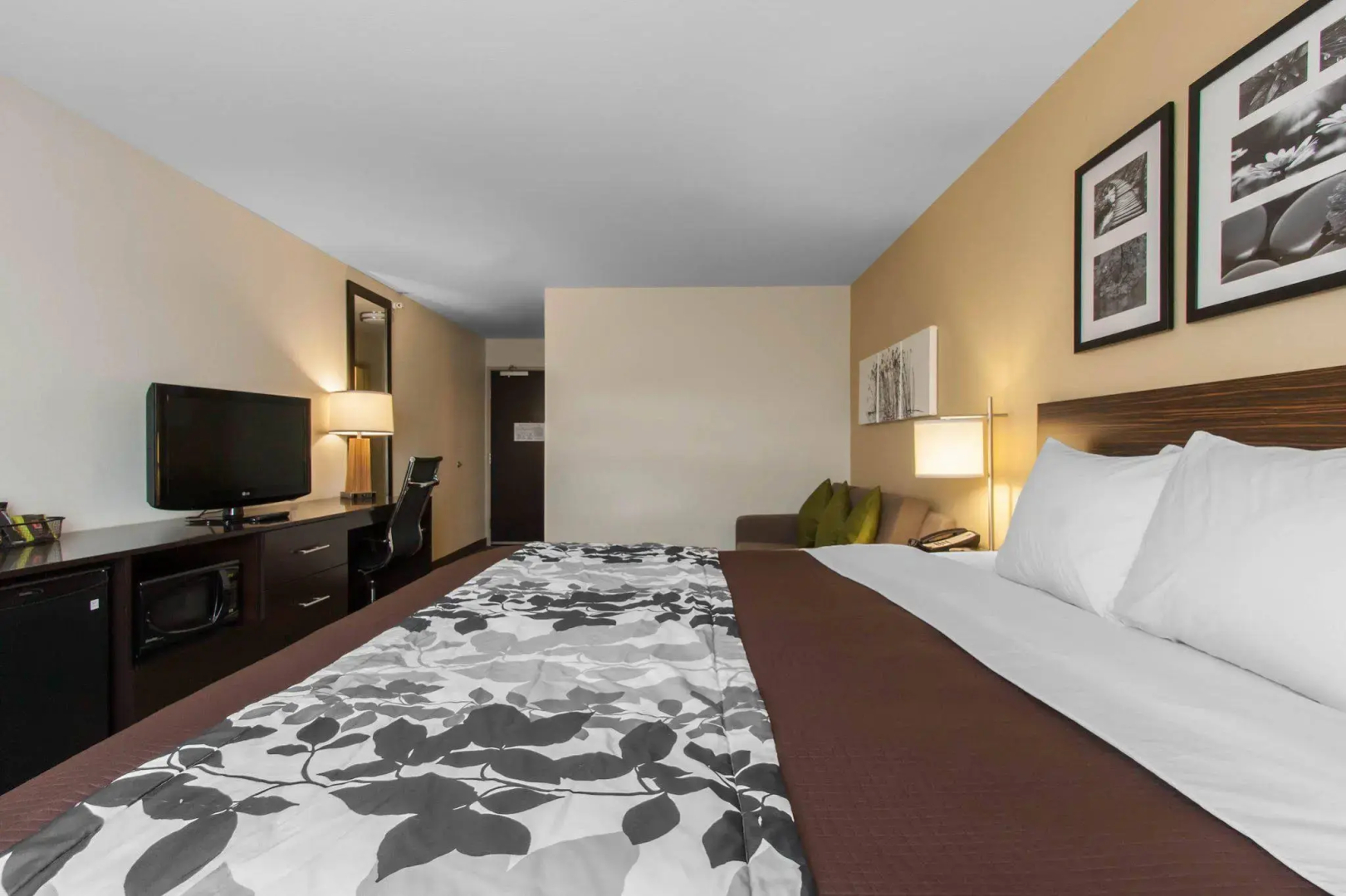 Sleep Inn & Suites Fargo Medical Center