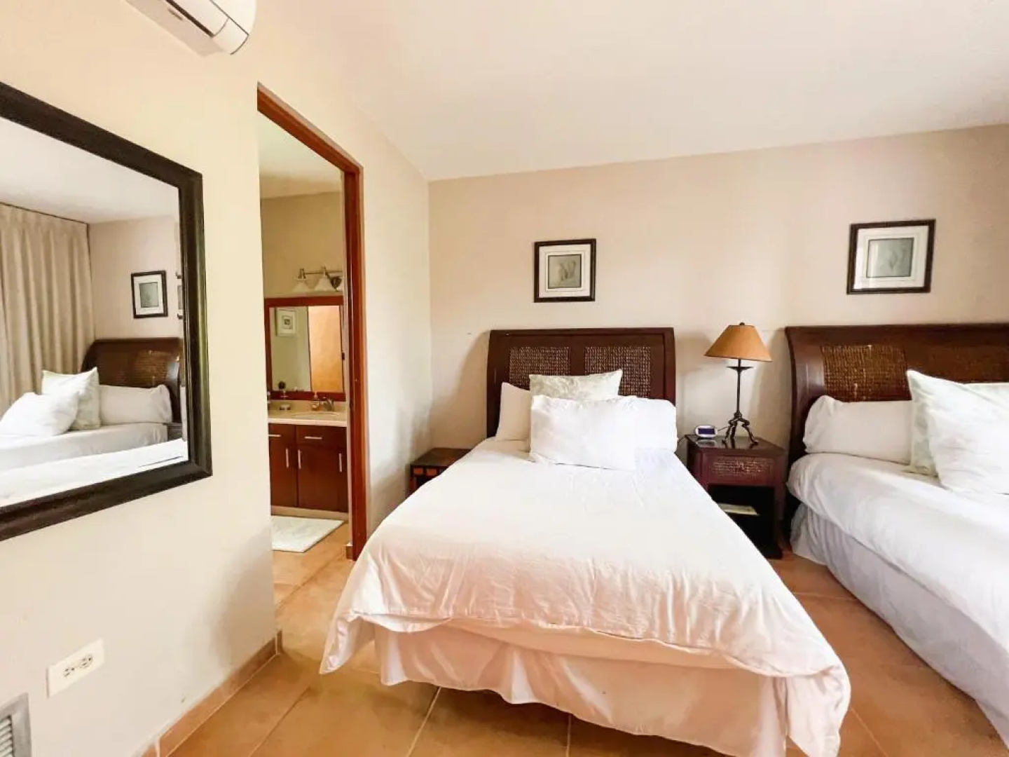Villa Iris 2 story ocean view villa w/ pool access