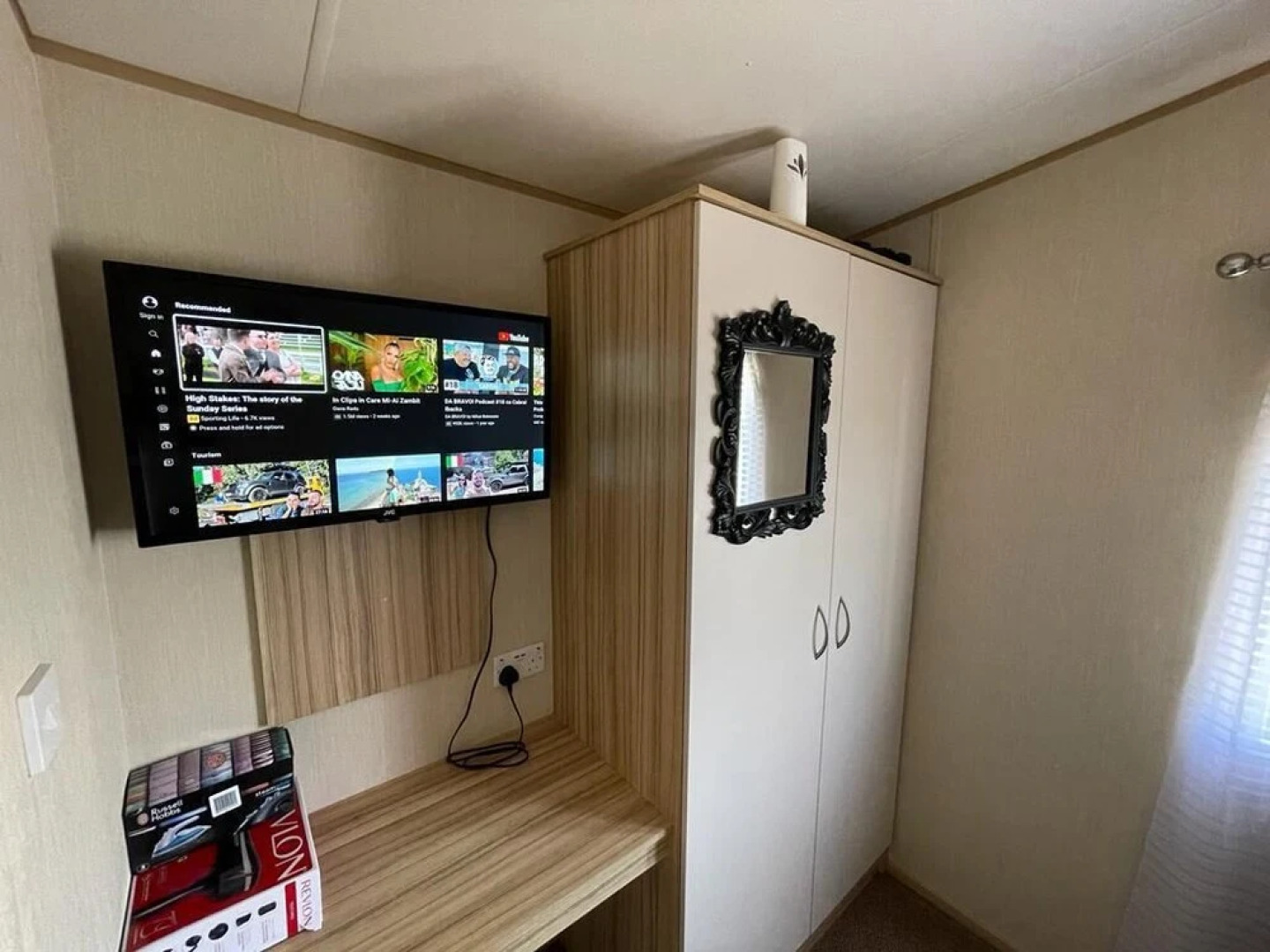 Holiday Park Caravan Fluffy in Harts Holiday Park