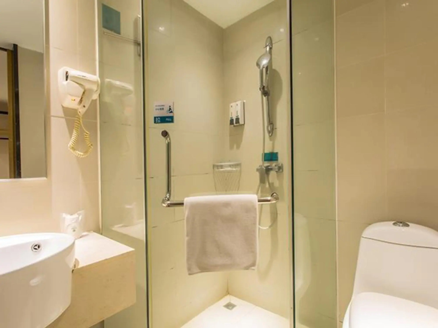 City Comfort Inn Qinzhou Linshan Jiangnan Road Branch