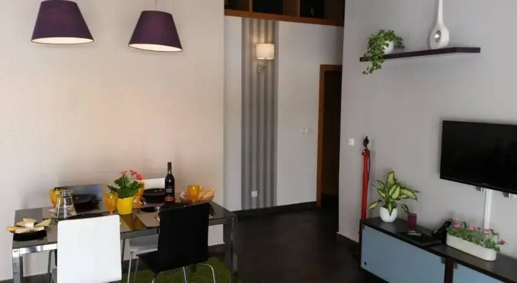 Family Villa 5 Minutes from the Beach