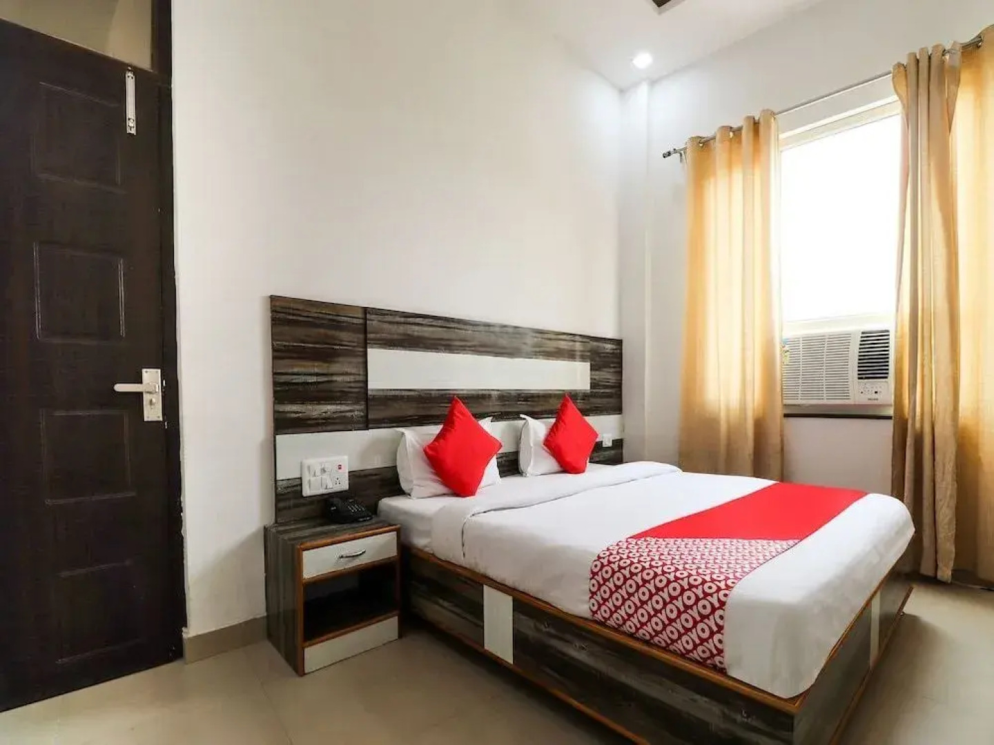 Hotel Bandhan by OYO Rooms
