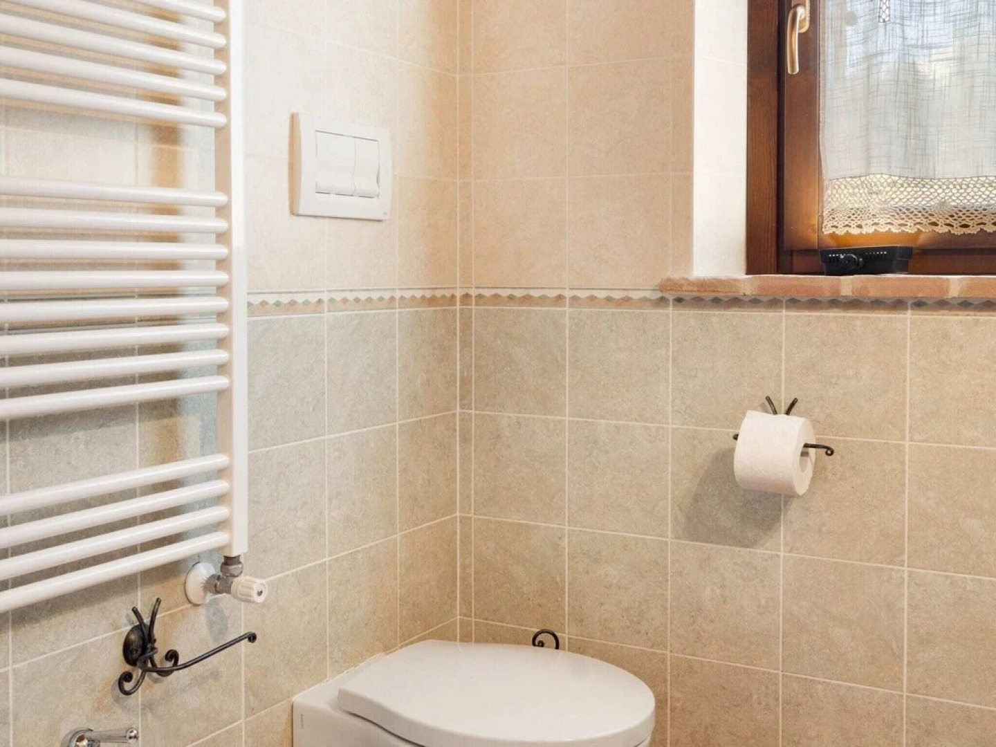 Luxurious Holiday Home in Marsciano With Swimming Pool